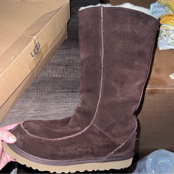 Ugg Dark Brown Boots - Picture 5 of 13